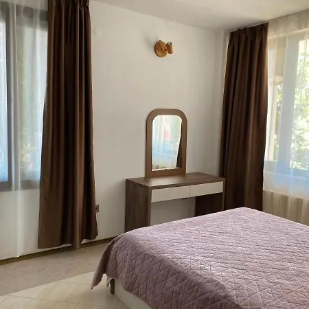 호텔 Villas Sozopol 2*