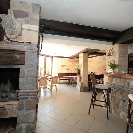 호텔 Villas Sozopol 2*